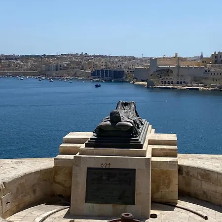 Sunset View - Cosy 2 Bed No 1 公寓