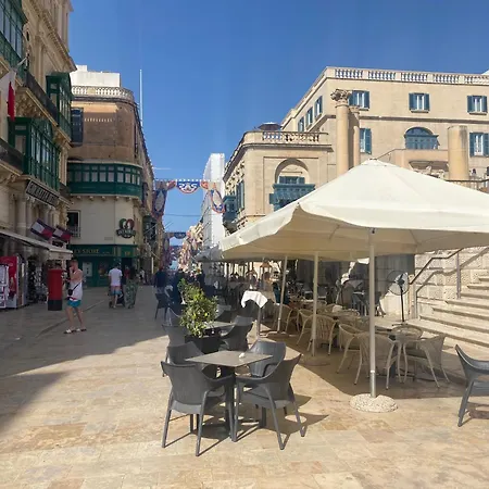 Sunset View - Cosy 2 Bed No 1 Apartamento St Paul's Bay