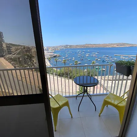 Sunset View - Cosy 2 Bed No 1 * St. Paul's Bay